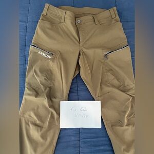 Kuiu Base Camp Pant, size 38, olive